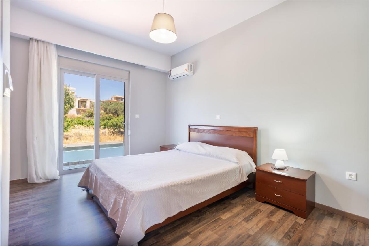 Aristos Garden Apartments Kalithies エクステリア 写真