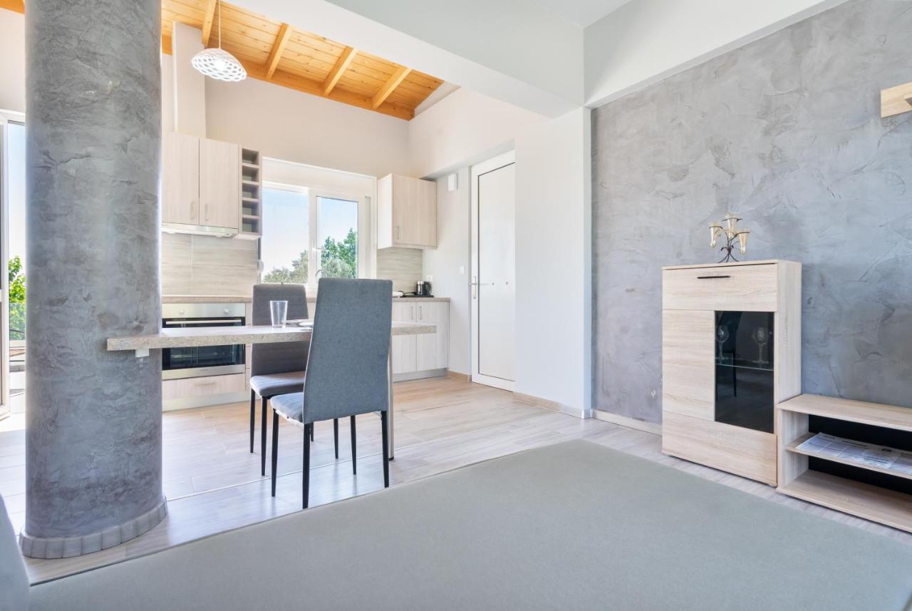 Aristos Garden Apartments Kalithies エクステリア 写真