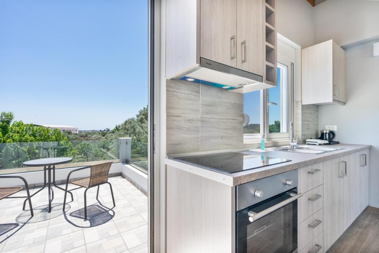 Aristos Garden Apartments Kalithies エクステリア 写真