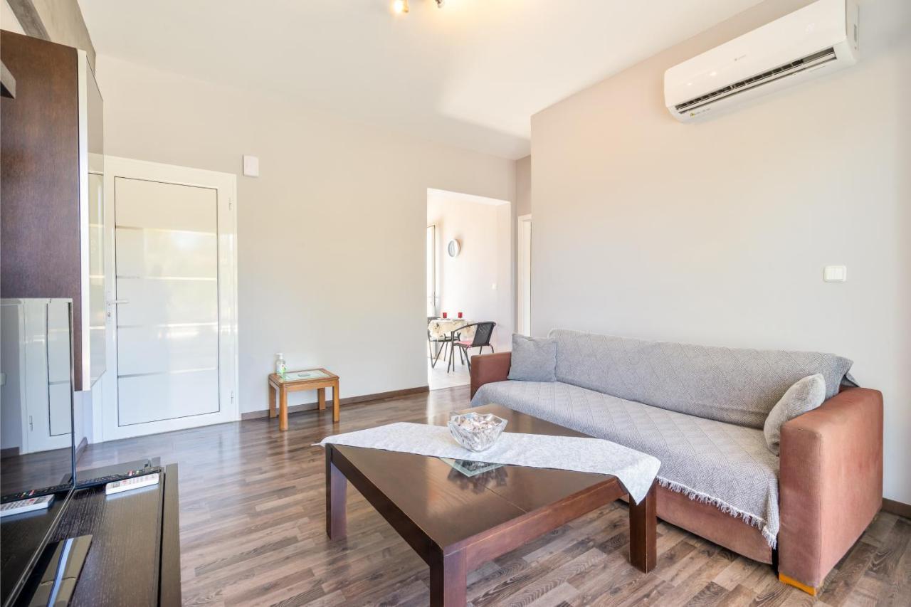 Aristos Garden Apartments Kalithies エクステリア 写真