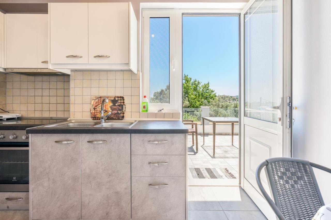 Aristos Garden Apartments Kalithies エクステリア 写真